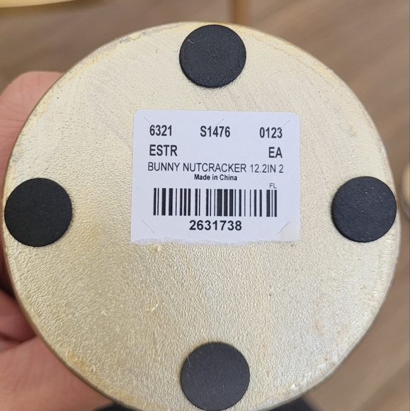 Elegant Rabbit Figurines Set - Black, White, Gold, Pink, Green - Picture 4 of 4